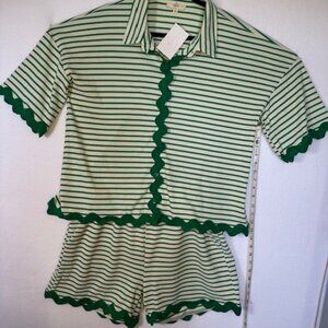 Entro Striped Half Sleeve Top and Shorts Set Size Large